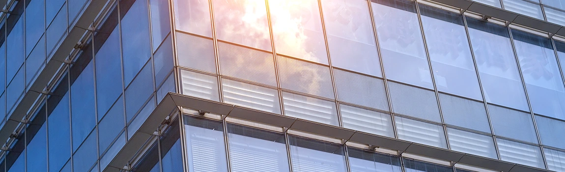 UV-Resistant Glass Experts in Belle Glade, FL